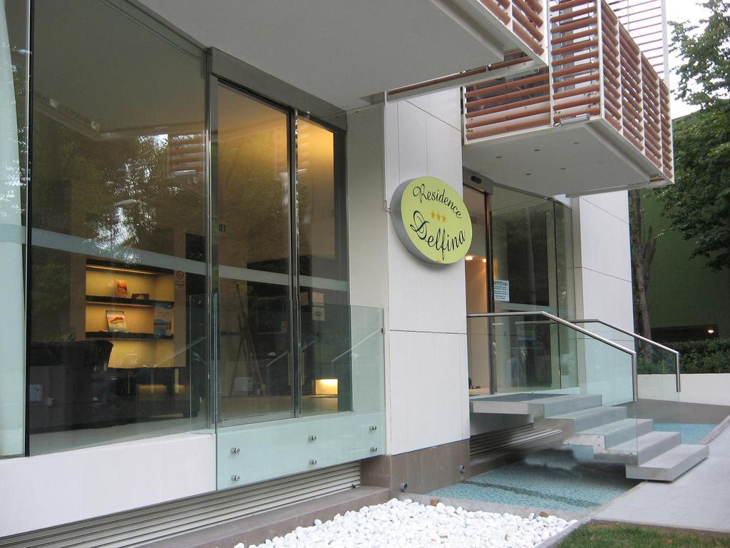 Residence Delfina Rimini Exteriör bild